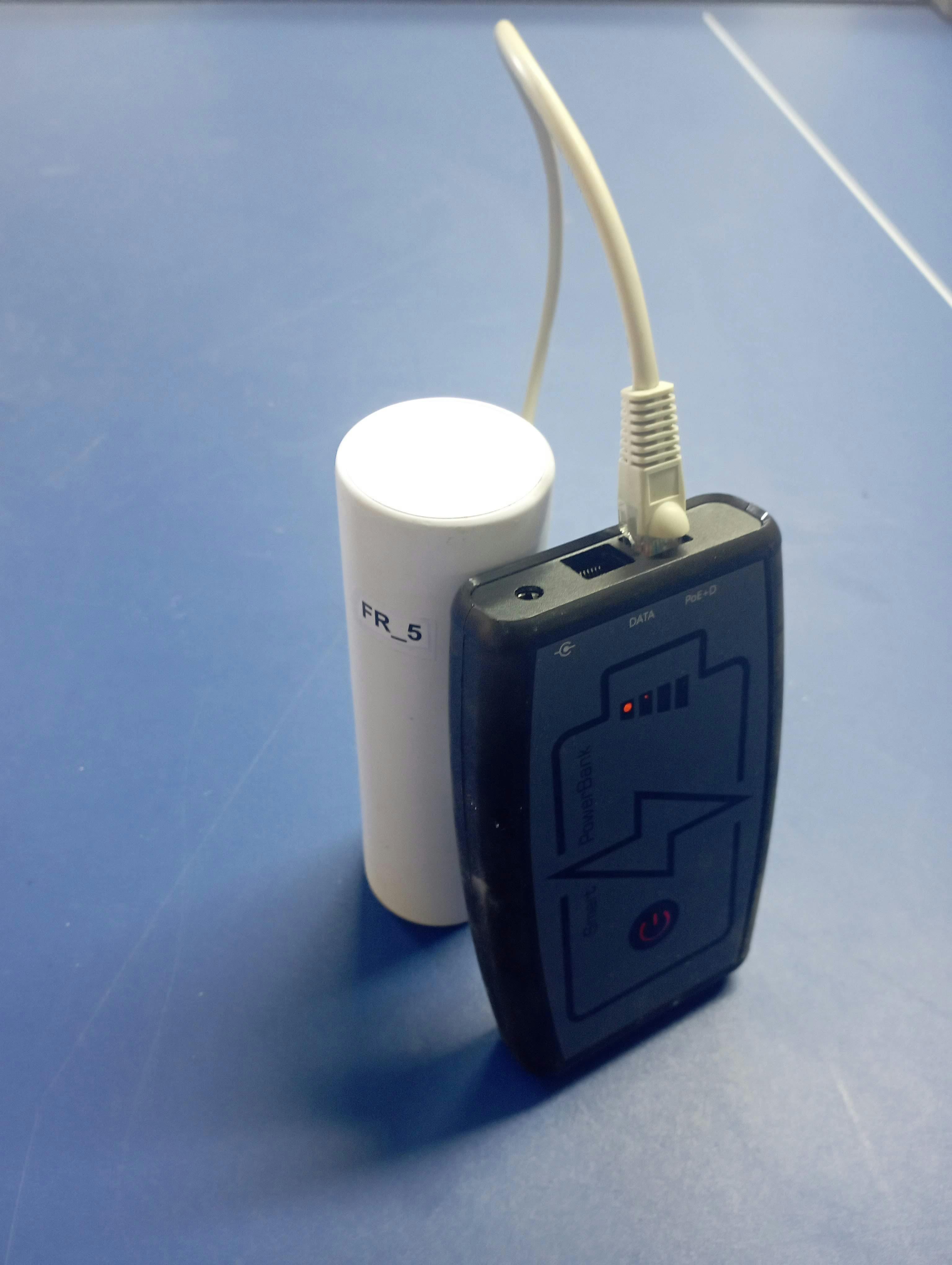 A picture illustrating a range extender with power bank 