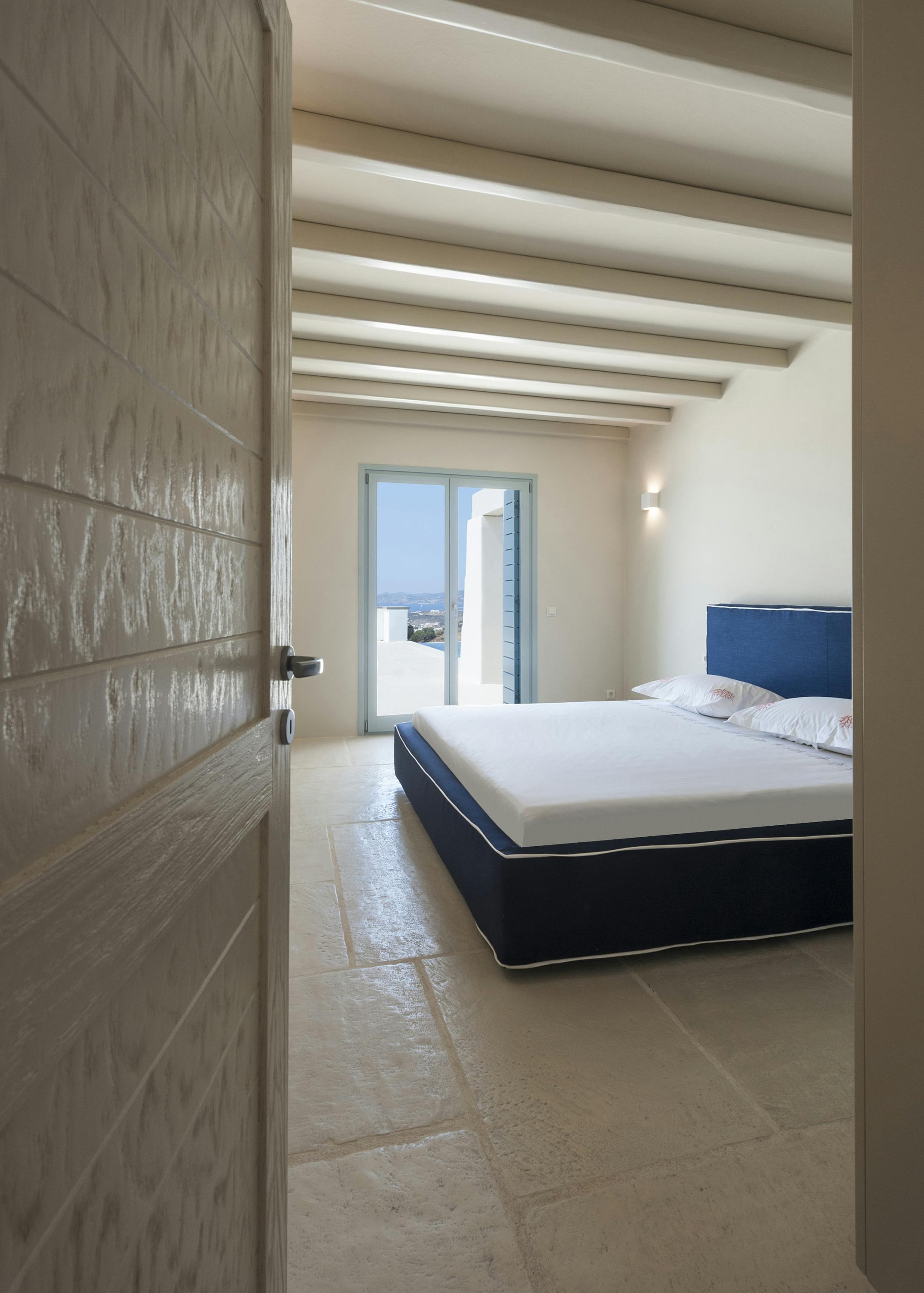 Private Residence Refurbishment, South Paros by Zarnaris Architecture ©Ioannis Loukis No15