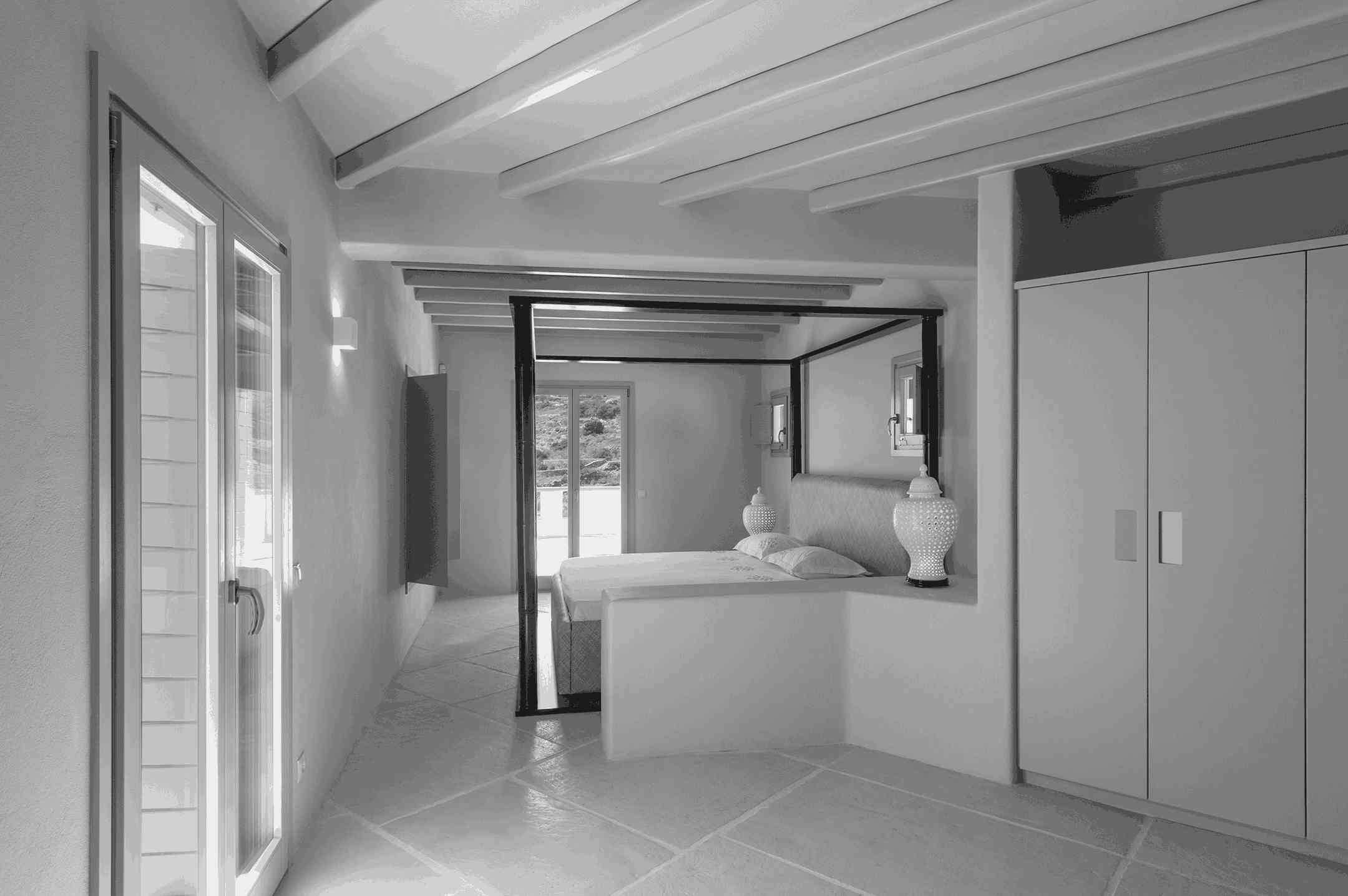Private Residence Refurbishment, South Paros by Zarnaris Architecture ©Ioannis Loukis No17