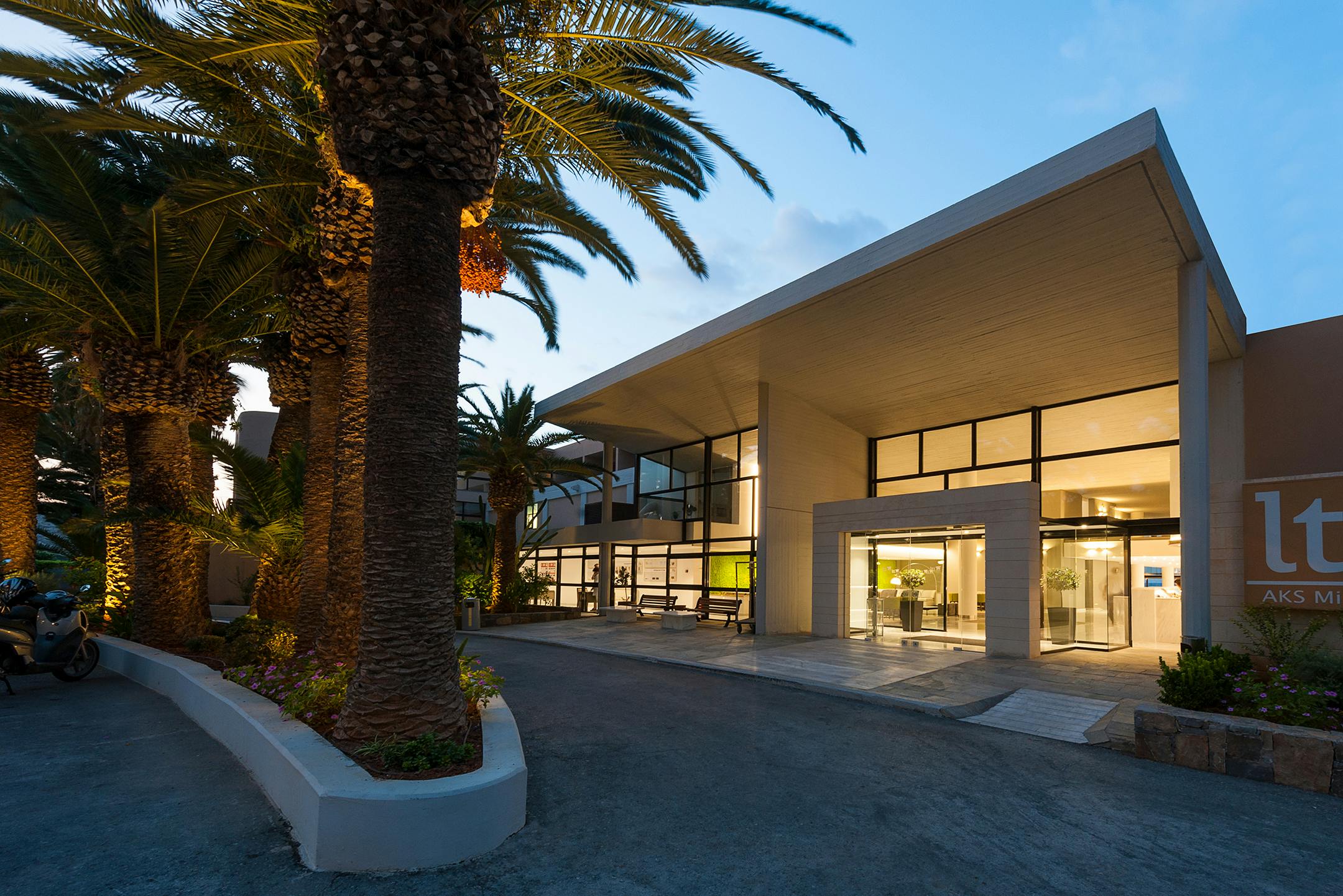 Iti Aks Minoa Palace Hotel in Heraklion, Crete by 3SK Stylianidis Architects No13