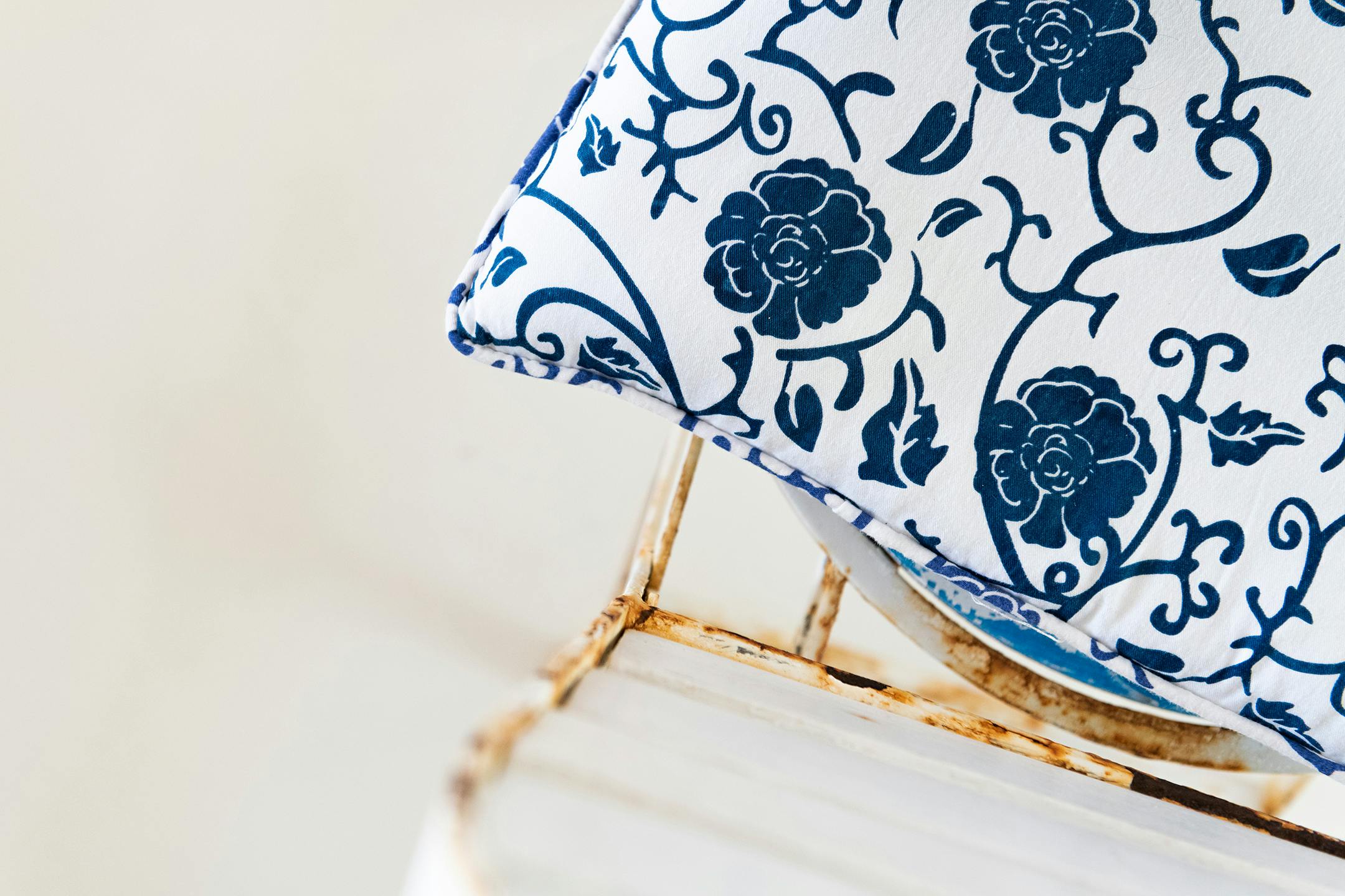 On the Beach, Summer House in Paros Renovated & Redesigned by Kavallis Giorgos, Kalligrammon No11