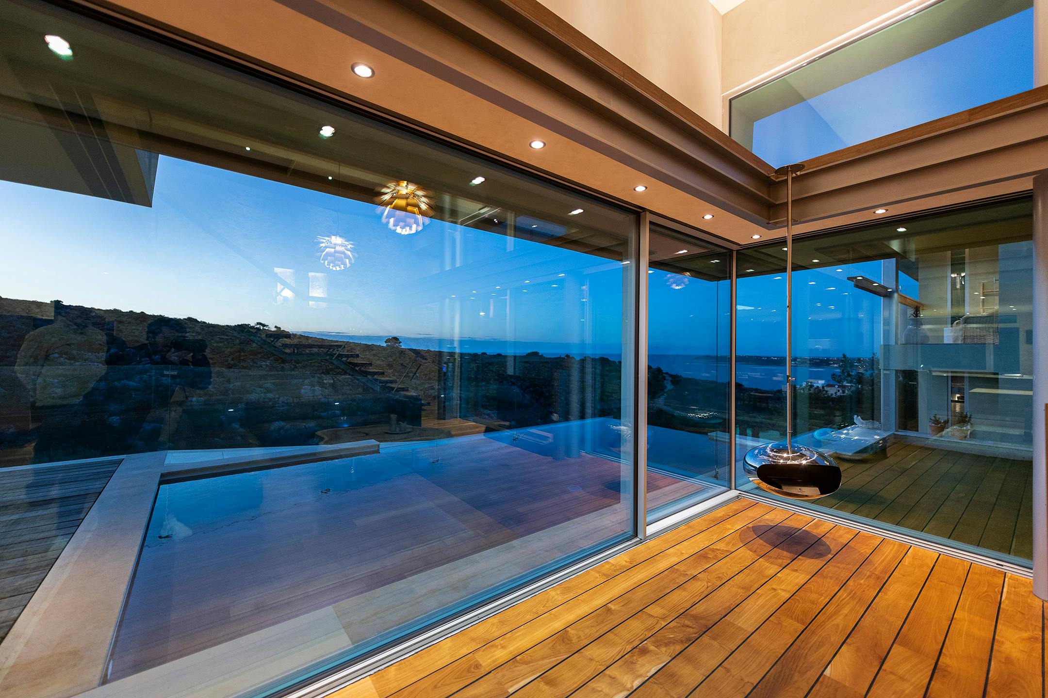 Family House at Akrotiri of Chania, Crete by A&G Varoudakis Architects No14