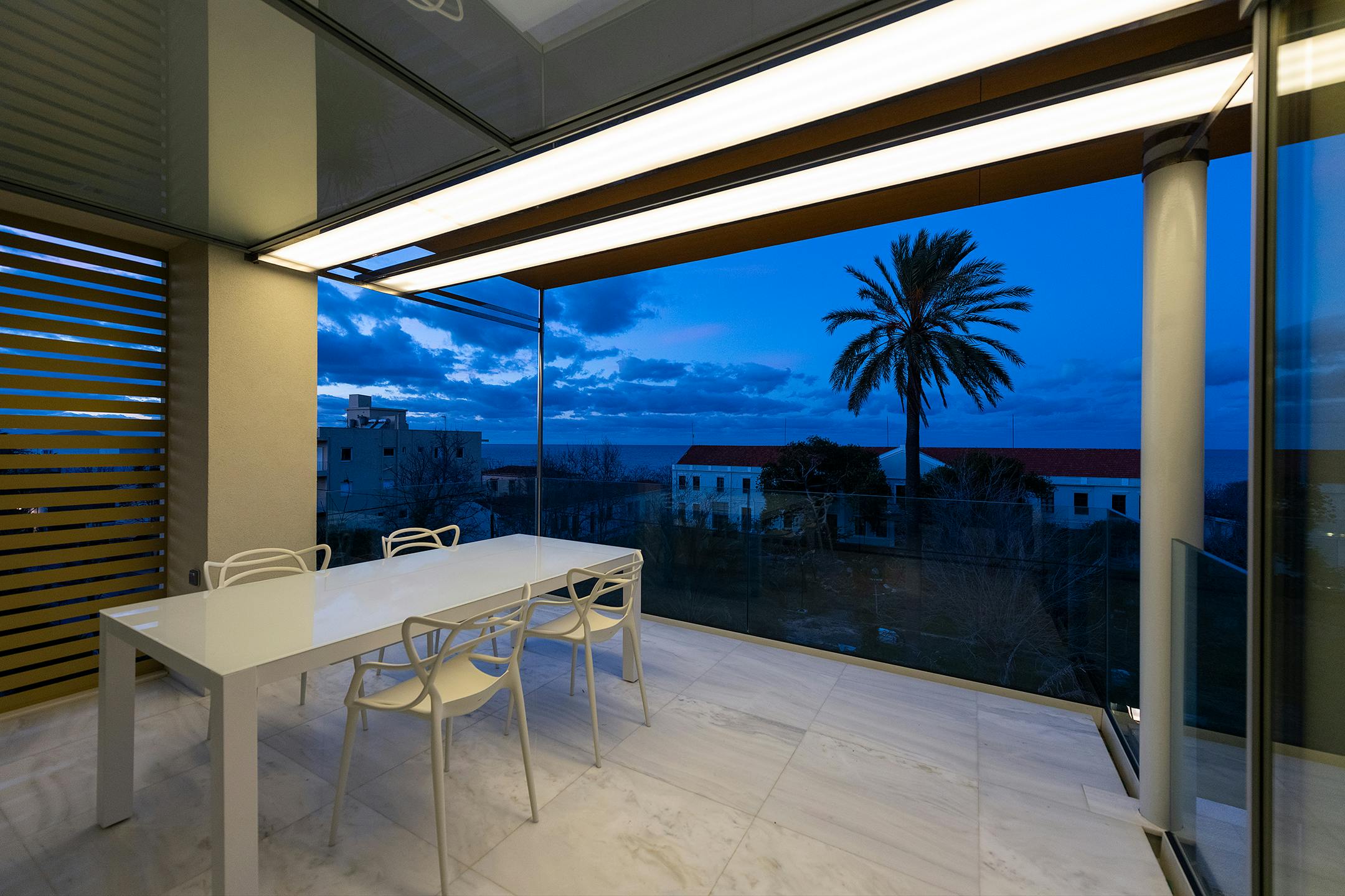 Double Dwelling at Chania, Crete by A&G Varoudakis Architects No9