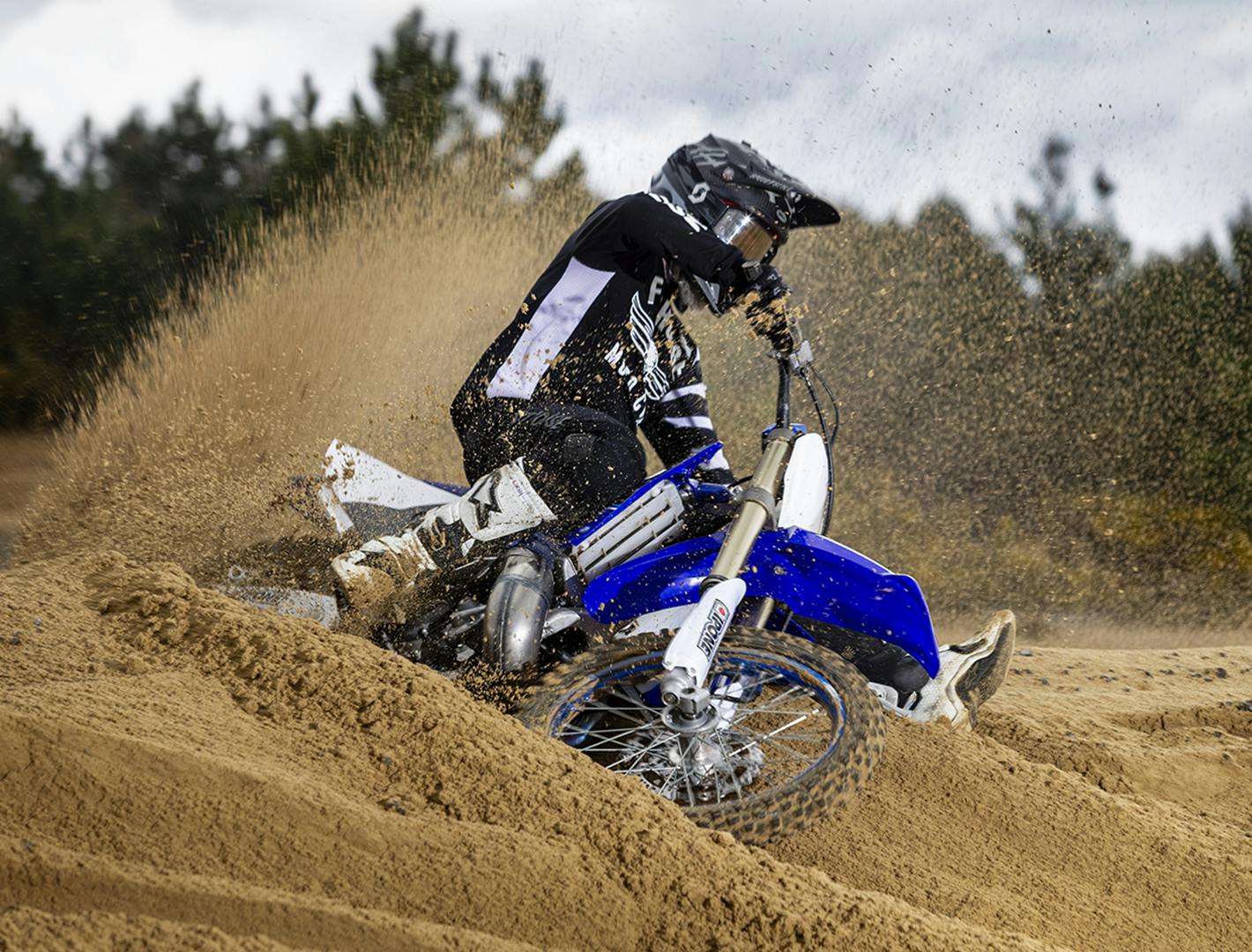 2 Takt Motorrad Wettbewerb im Sand