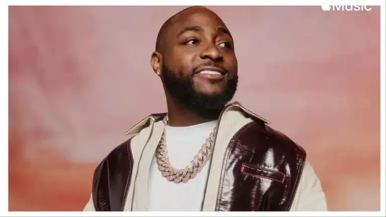 ‘I Am A Die-Hard Fan’ – Davido Shares Chat With Ronaldo