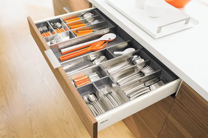 An image of a cutlery tray