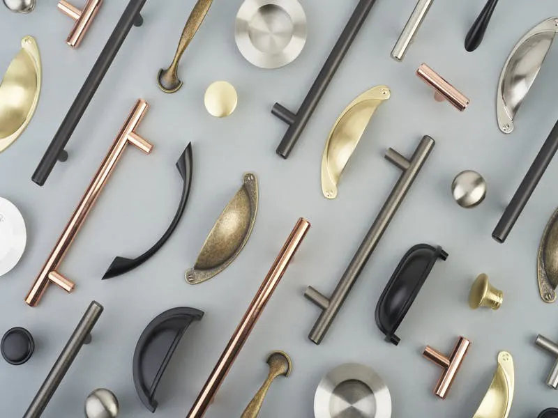 Altro Cabinet Hardware