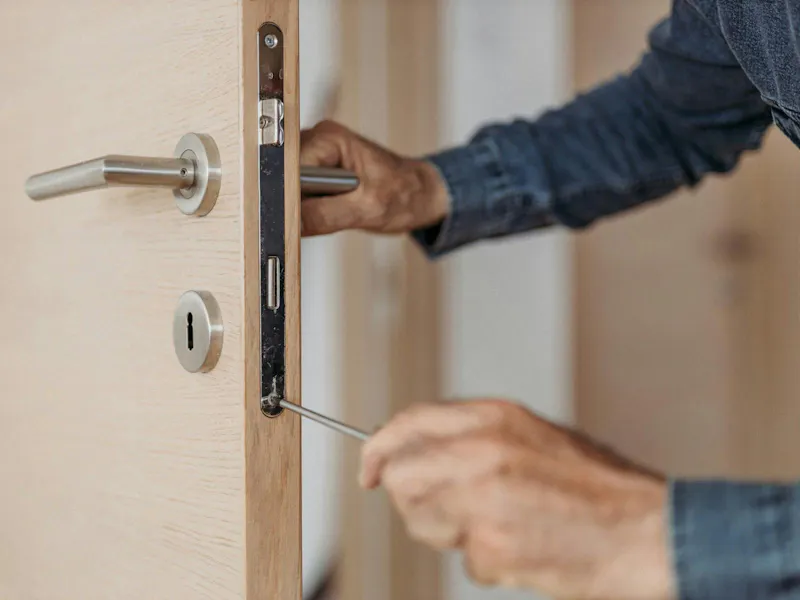 Installing Internal Door Handle