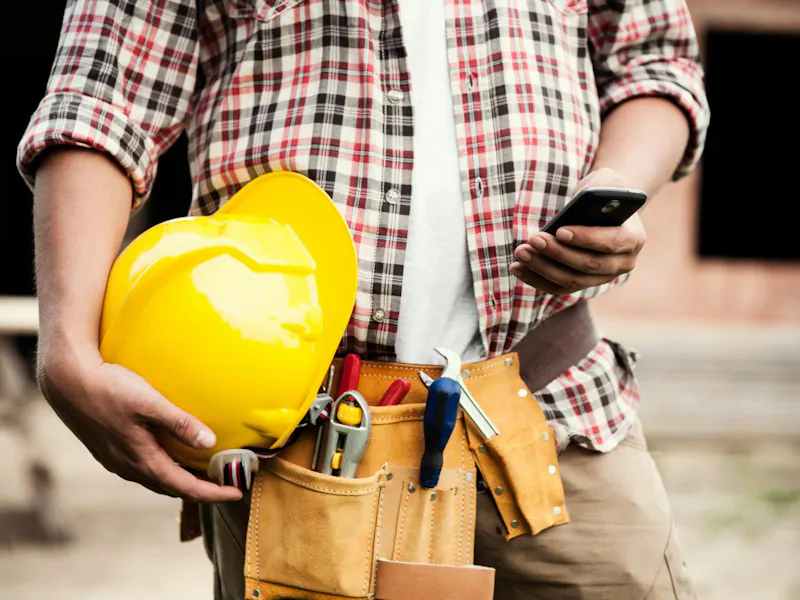 Construction Worker Smartphone Primary Image