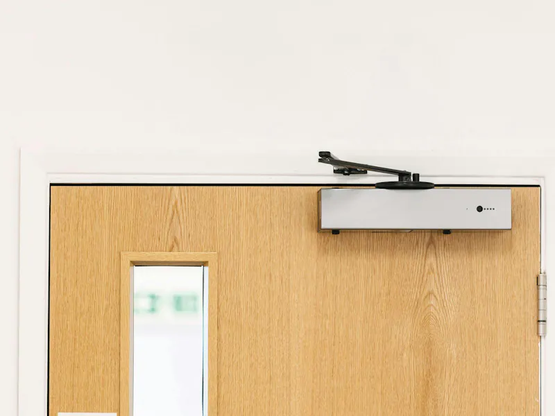 An image of a door closer