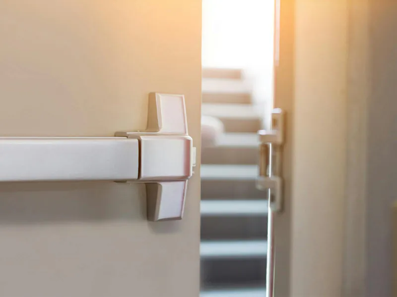 Push bar door closer