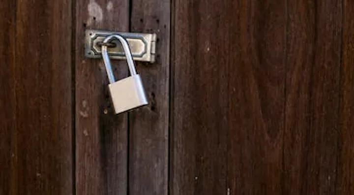 An image of a padlock