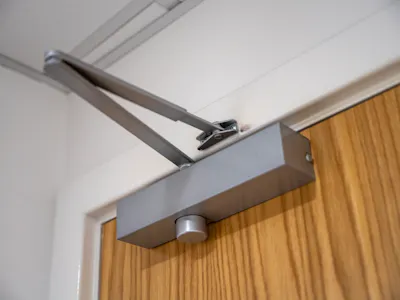 An image of a door closer
