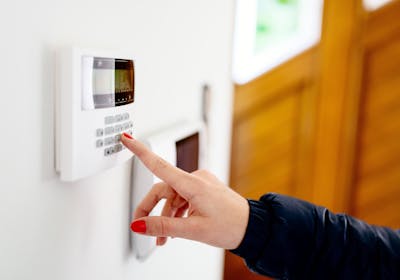 An image of an alarm