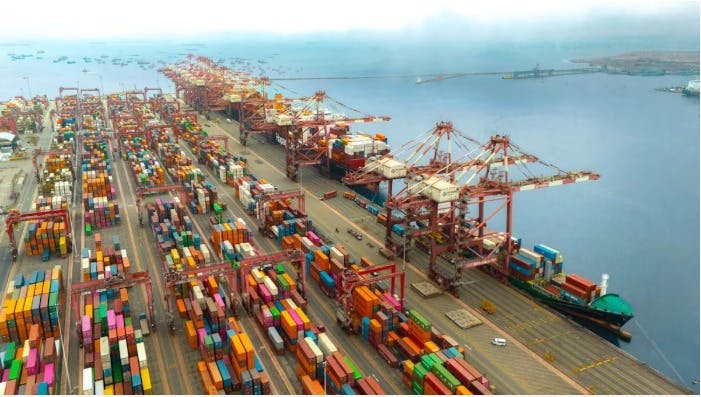 Mincetur y DP World dialogan sobre futuras inversiones en el Muelle Sur del Callao para mejorar competitividad