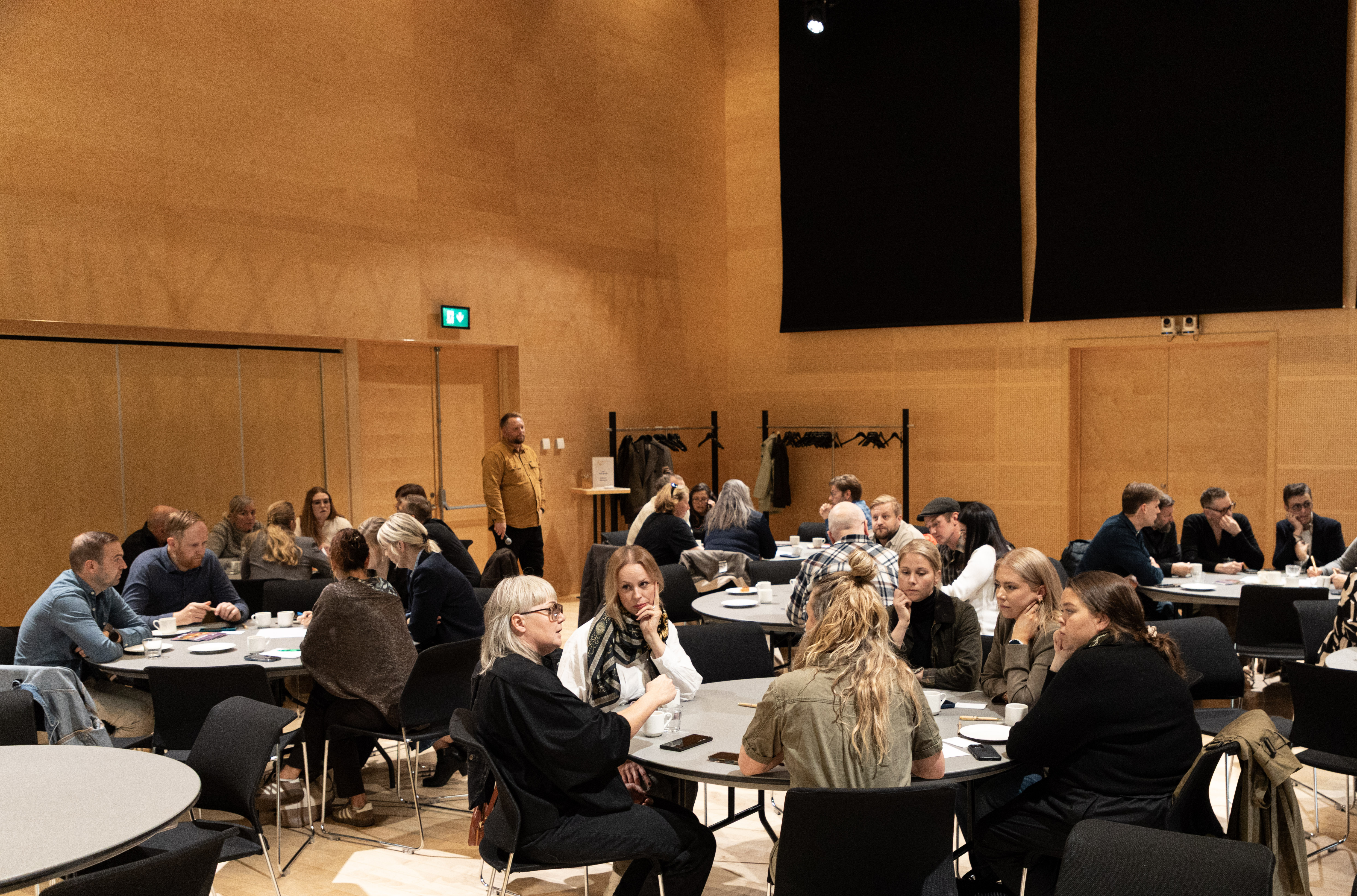 Þátttakendur á vinnustofu um Bretland sem haldin var á Akureyri í september 2026