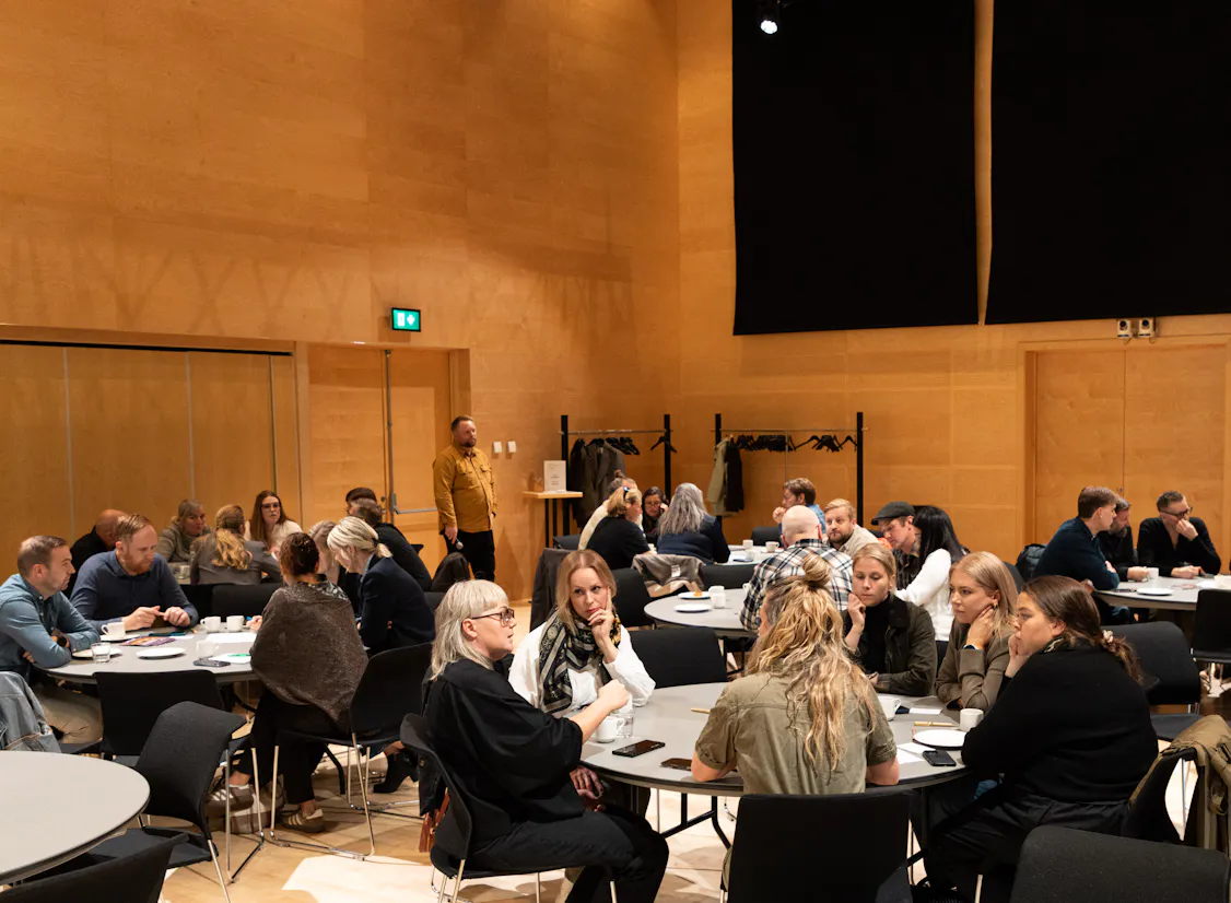 Þátttakendur á vinnustofu um Bretland sem haldin var á Akureyri í september 2026
