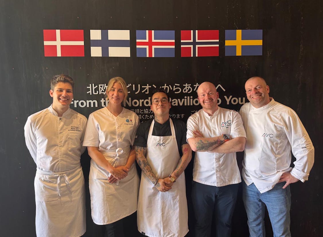 The chefs who participated in the Nordic Food Days in Osaka. Carl Hinrik Ellertsson, chef, is second from the right.