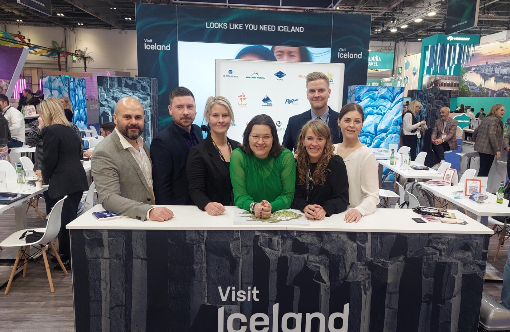 Fulltrúar Íslandsstofu og Markaðsstofa landshlutanna á WTM í London ásamt Elizu Reid forsetafrú