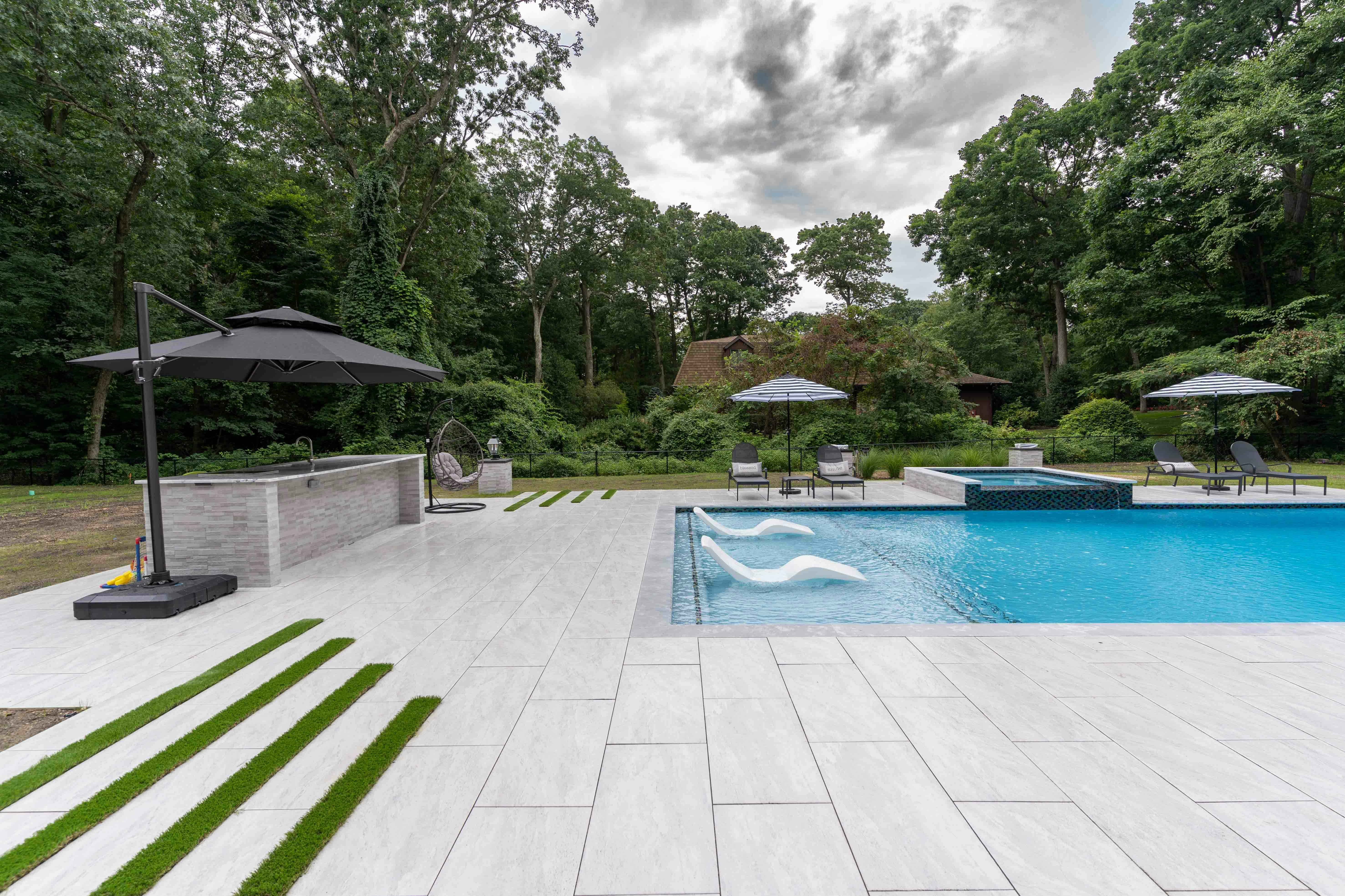Gunite Pool and Outdoor Kitchen in Syosset, NY Italia Outdoor Living