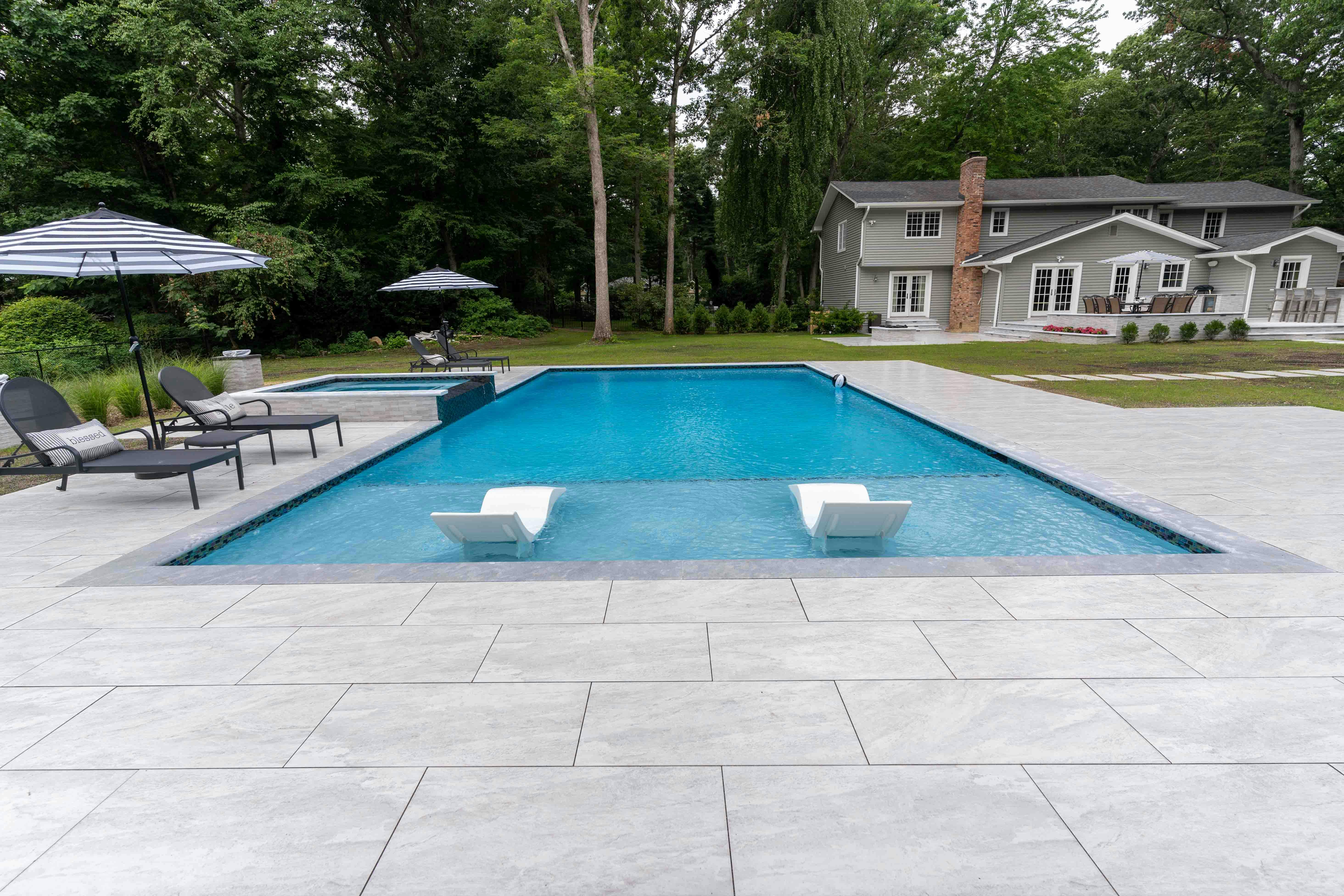 Gunite Pool and Outdoor Kitchen in Syosset, NY Italia Outdoor Living