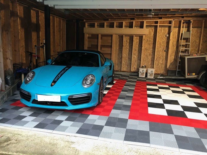 Izifloor garage floor tiles