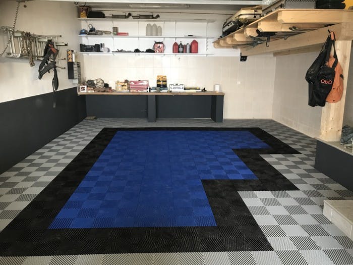 Izifloor garage floor tiles