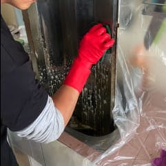 選用專門抽油煙機除油劑 選用專門抽油煙機除油劑