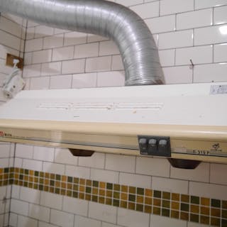 沒動力油煙排不出去