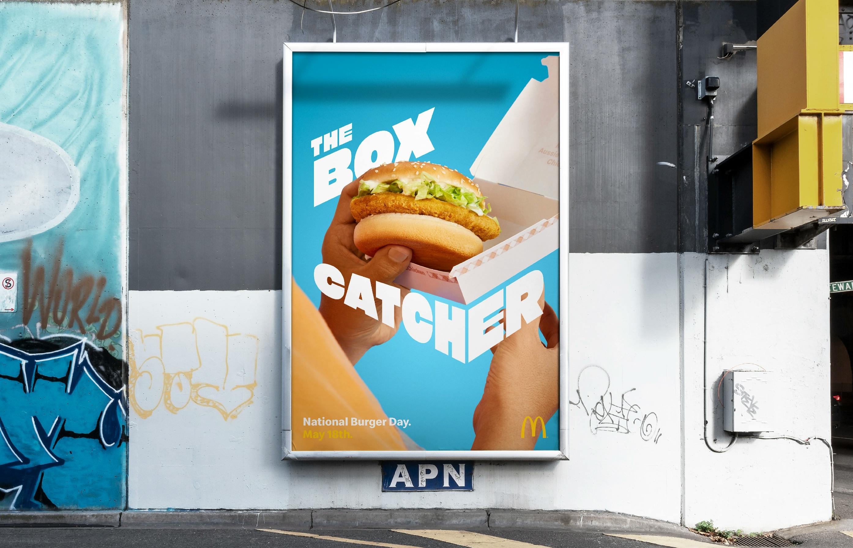 mcdonalds-burger-holds-02