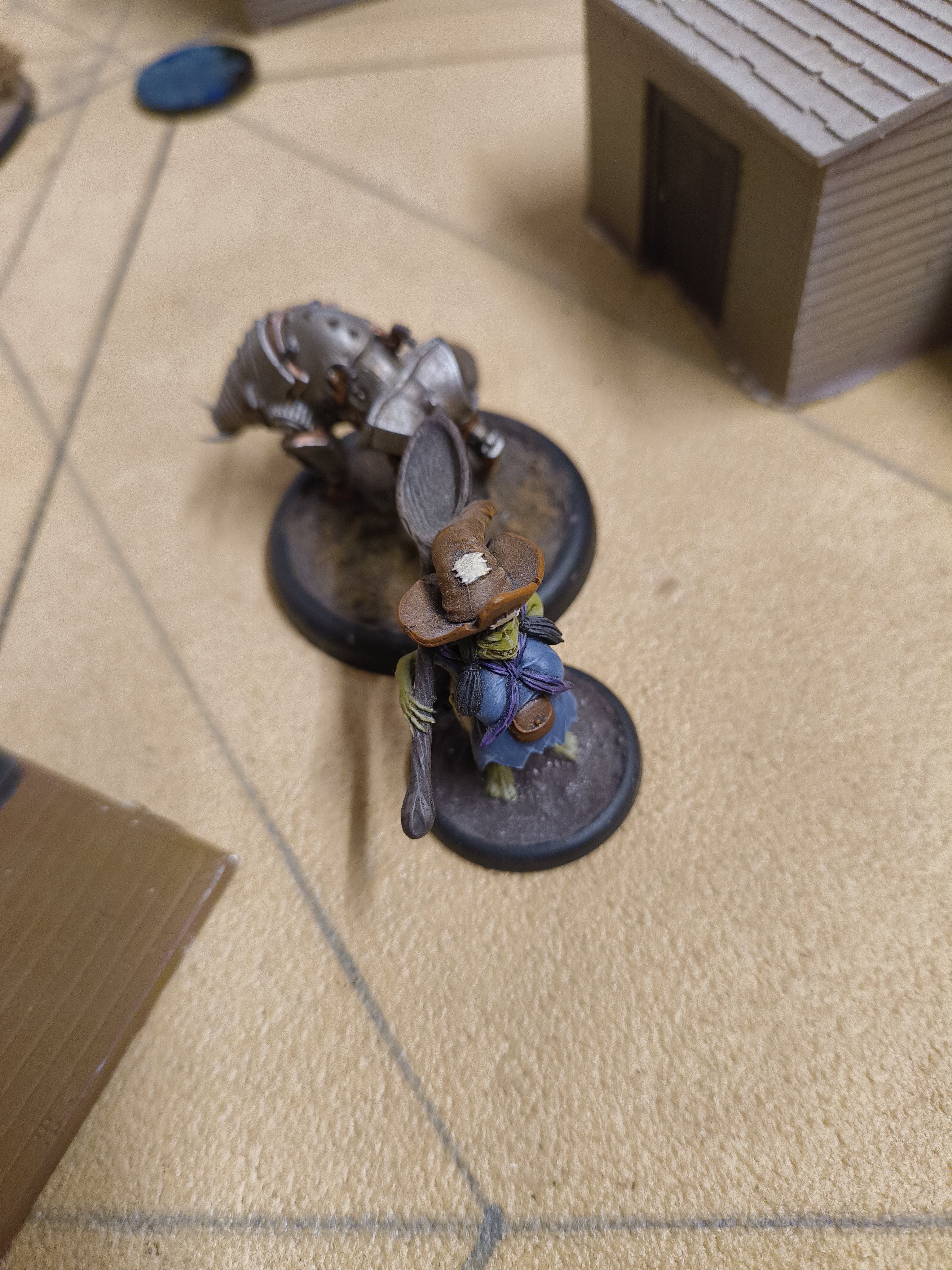 Mah Tucket and a Mechanized Porkchop