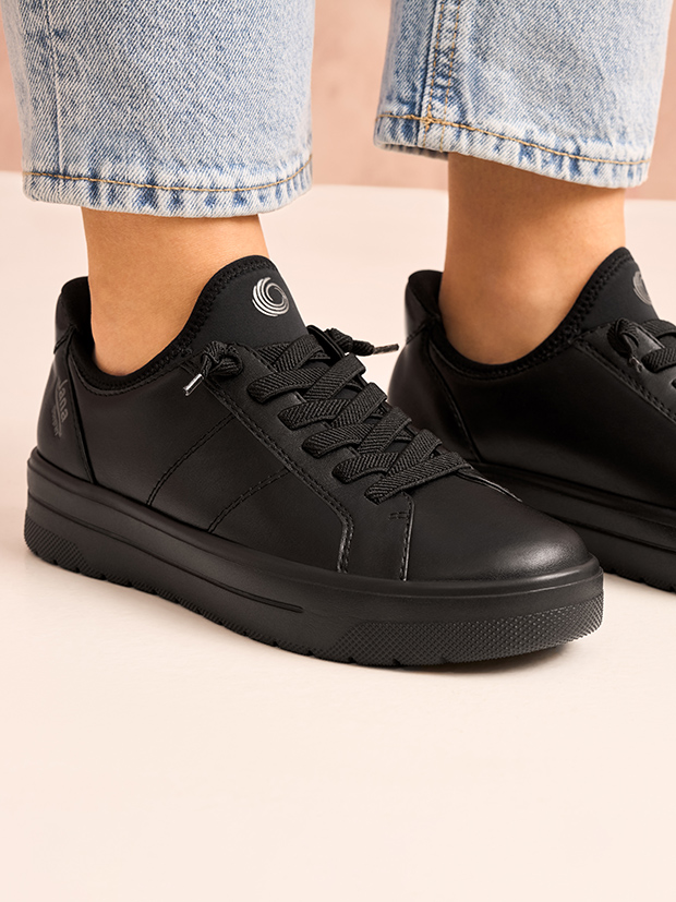 Schwarzer Jana Step in Sneaker