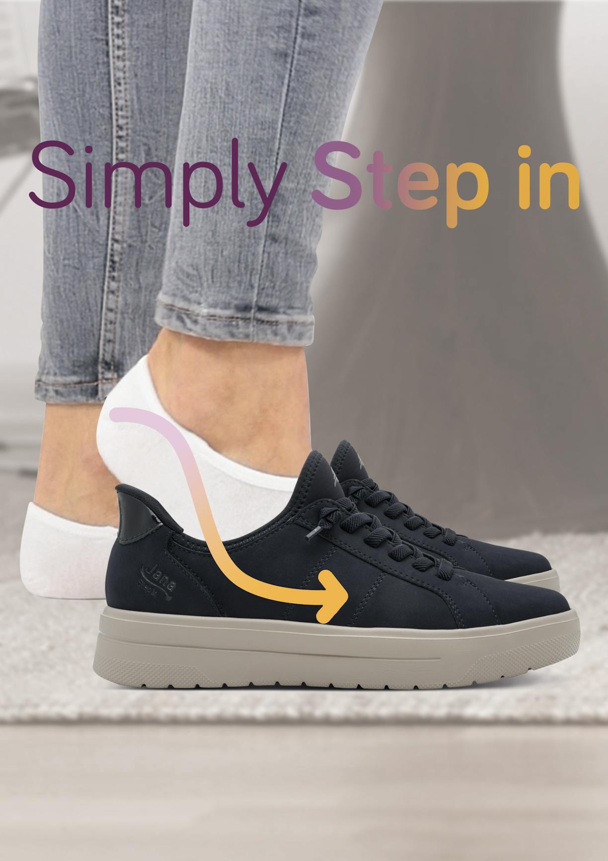 Fuß stept in einen blauen Jana Step in Sneaker als Überschrift steht dort "Simply Step in"