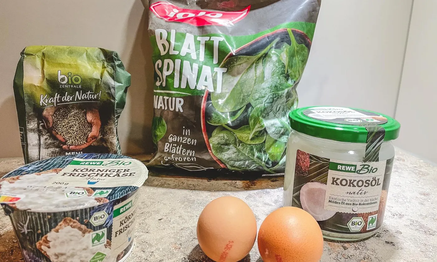 Backmatten Hundekeks Rezept mit Spinat und Buchweizenmehl