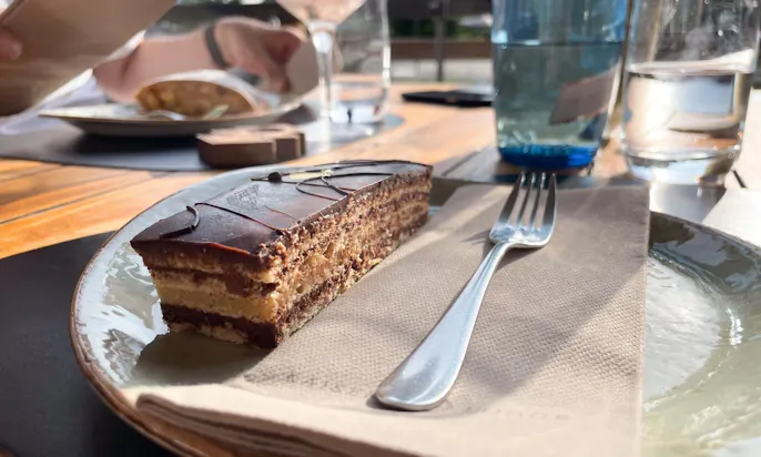 Kaffee, Patisserie in der Kaiser Lodge