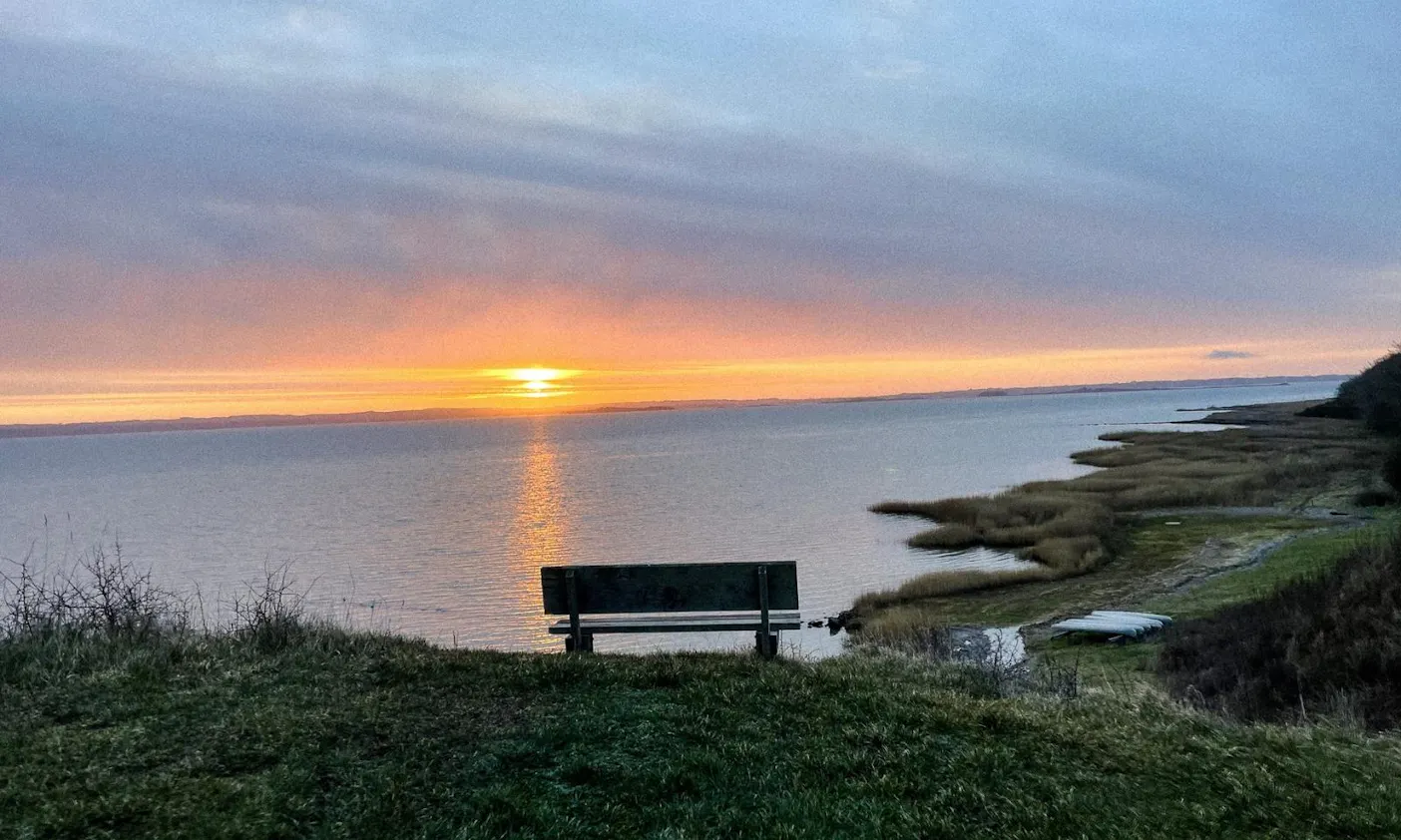 Romantischer Sonnenaufgang auf Helneas