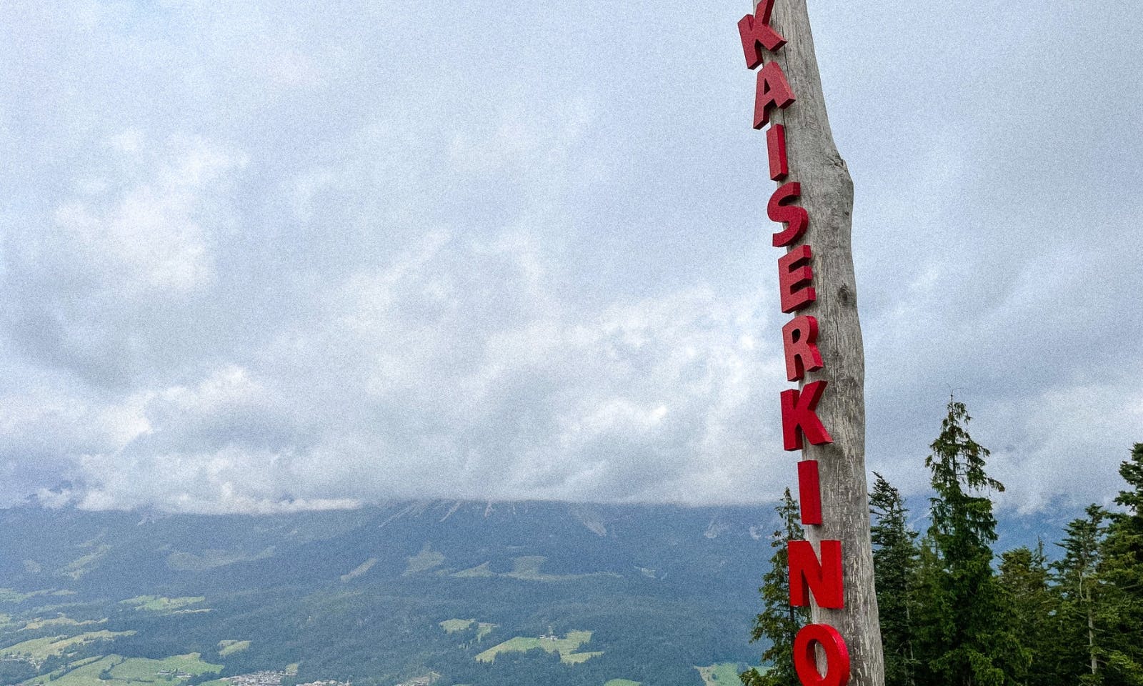 Kaiserkino am Astbergsee