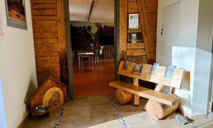 Hundetrinknapf im Naturerlebnishof Hohnehof