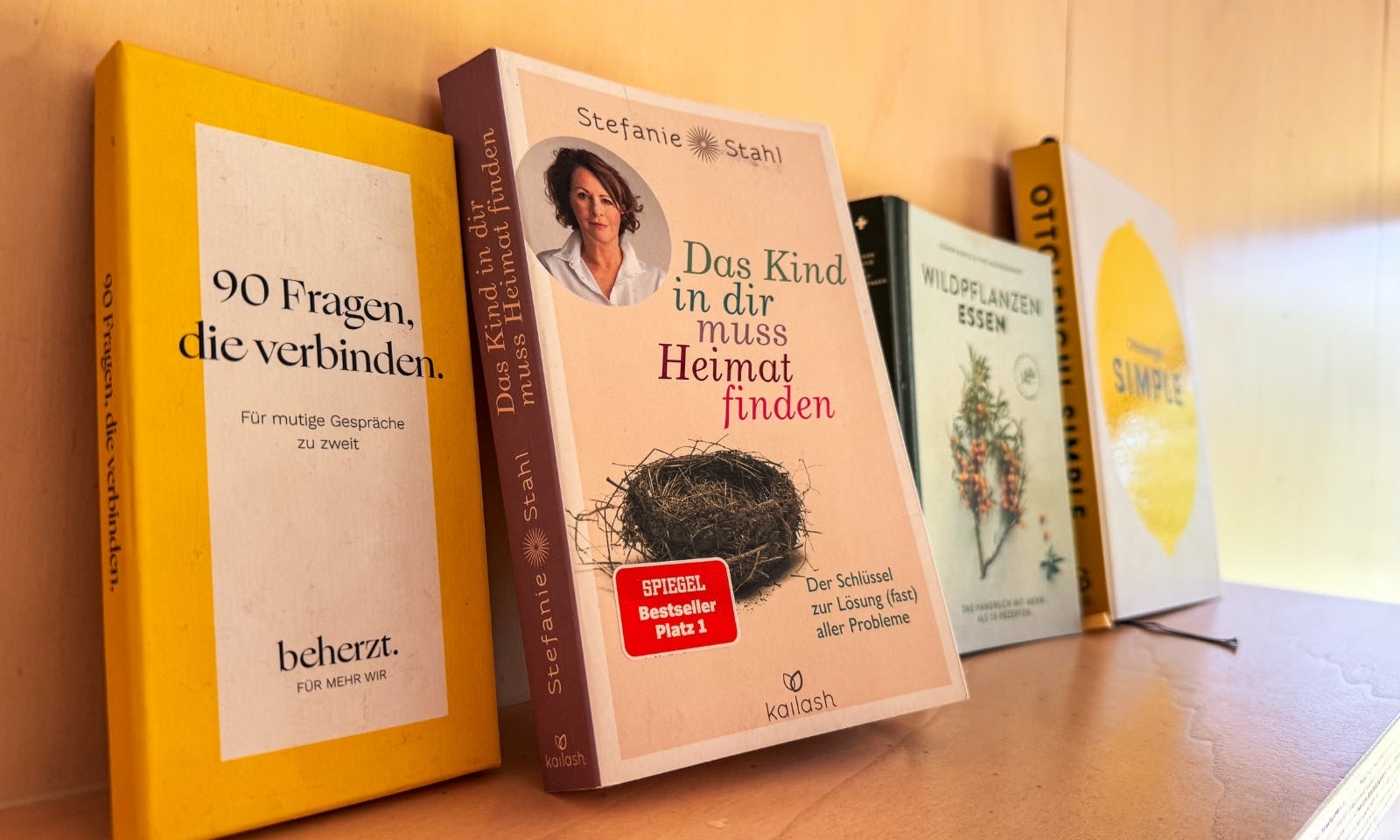 Ausgewählte Bücher im Tiny House