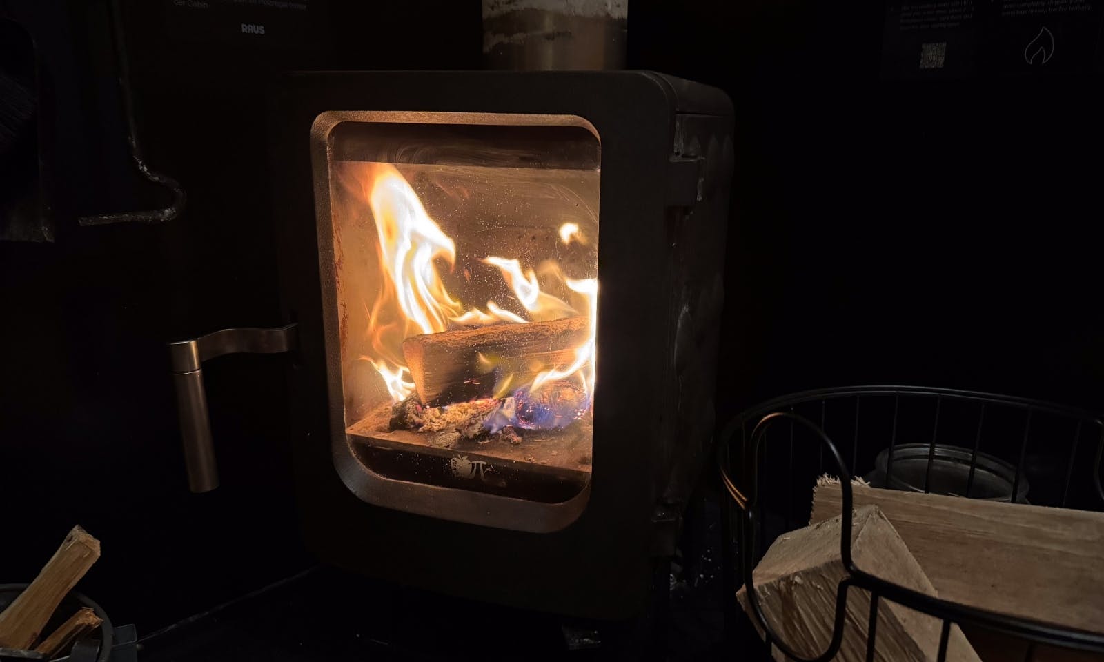 Kamin im Tiny House von Raus