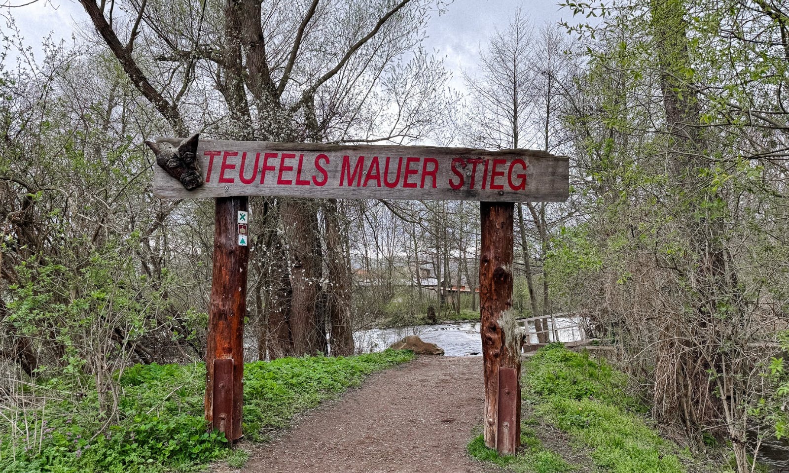 Der Eingang zum Teufels Mauer Stieg im Harz