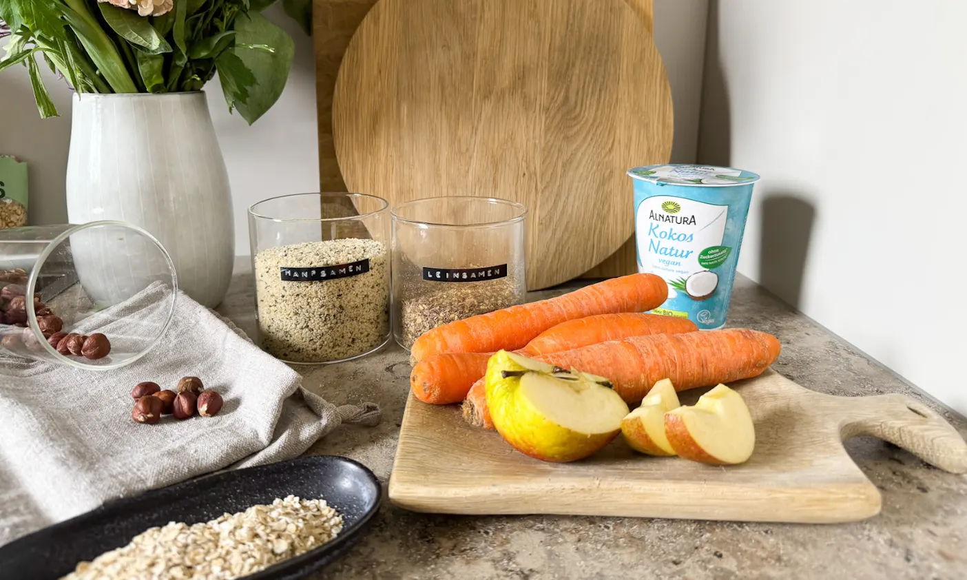 Vegane Hundetorte für Hunde ohne backen