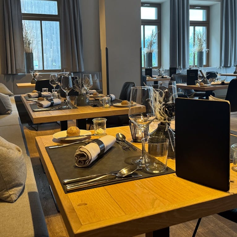 Seehotel Bellevue am Zeller See Restaurant