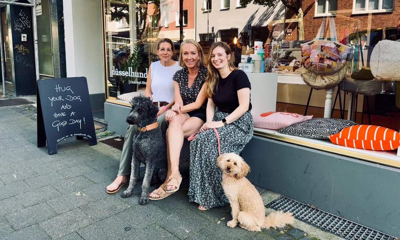 Britta Reinartz und Bettina Biermann mit ihrem Concept Store düsselhunde