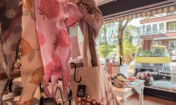 Bandanas im düsselhunde Store in Flingern