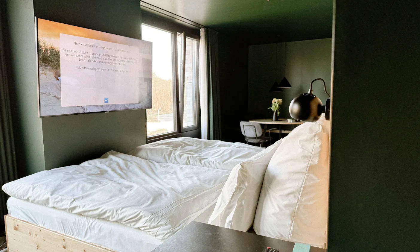 Green Horizon Suite
