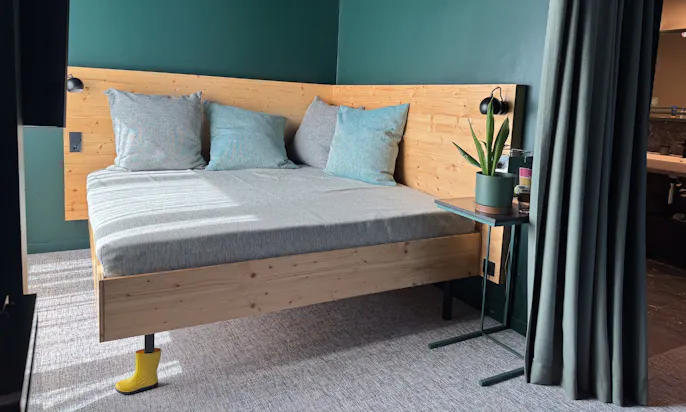 Green Horizon Suite