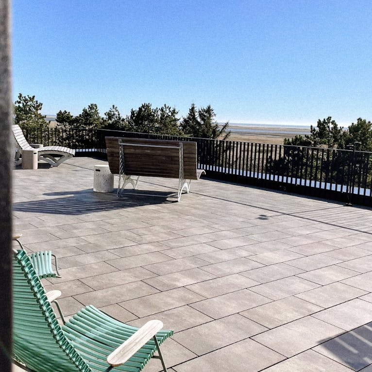 Outdoor Wellnessbereich im Urban Nature