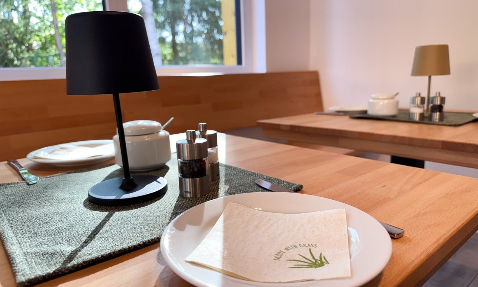 Esstisch im Frühstücksraum im DOGGIA