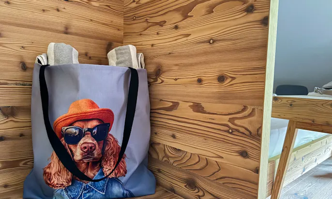 Tasche mit Hund-Motiv